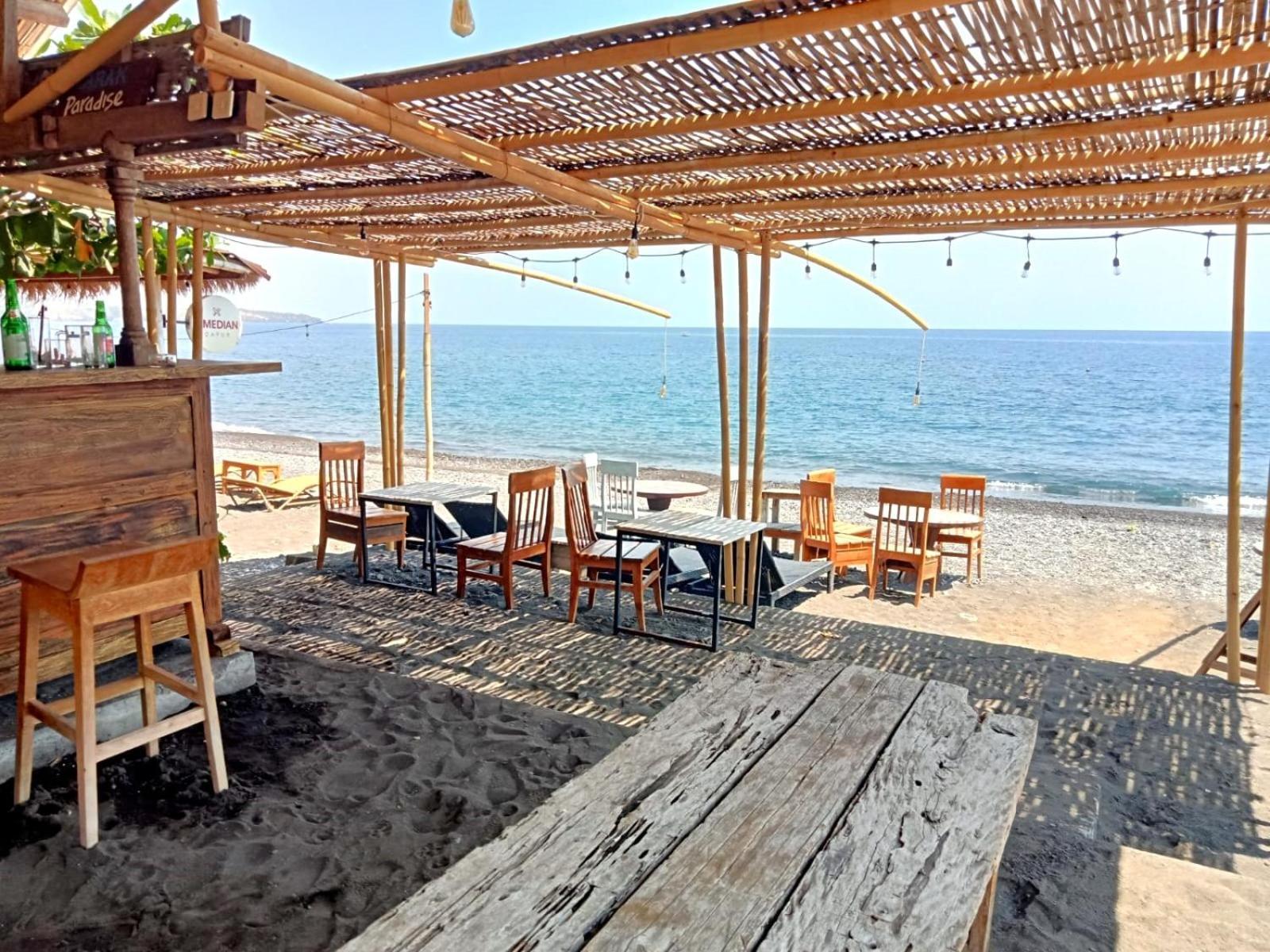 Classic Beach Villas Amed  Exterior photo