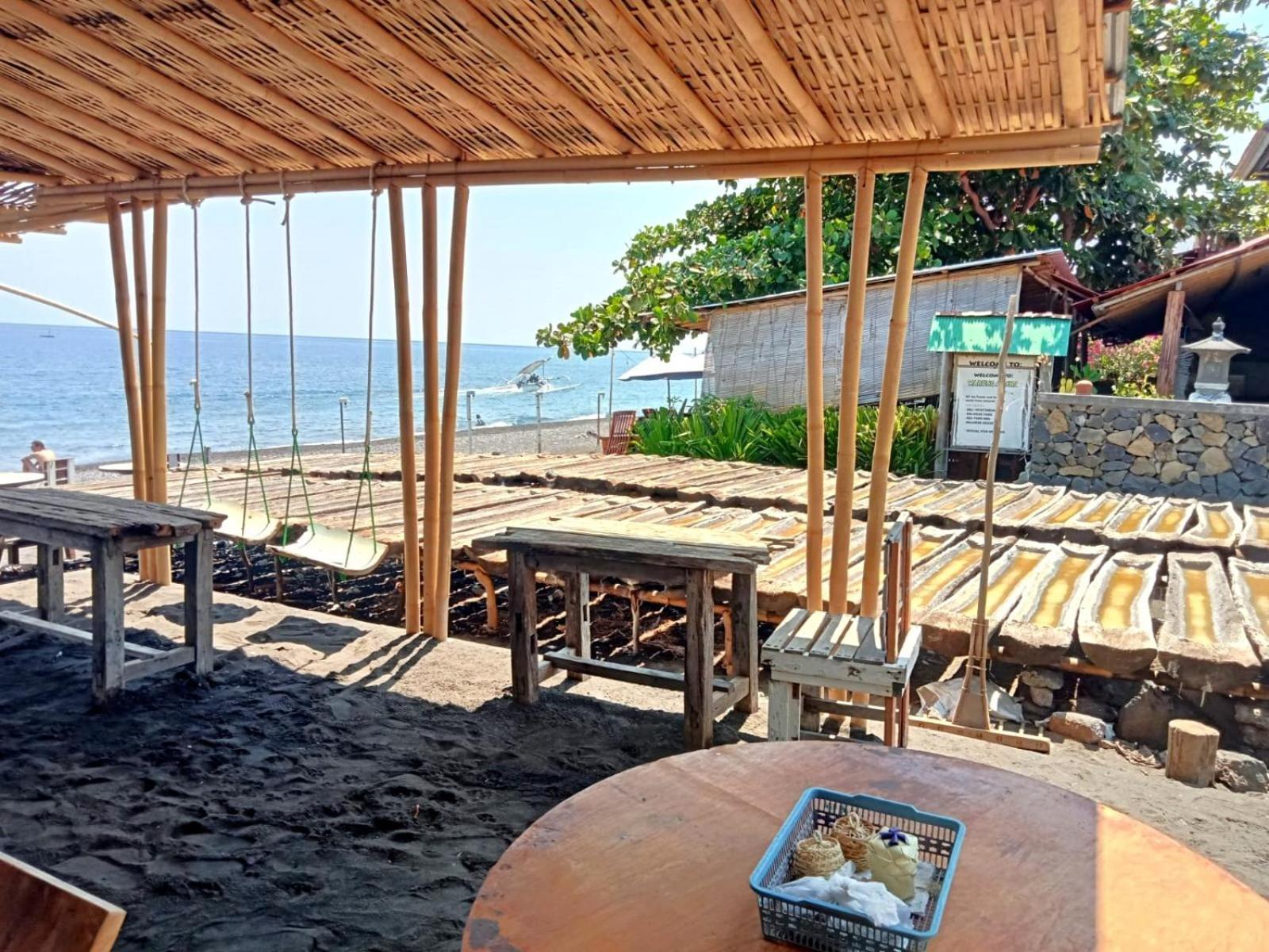 Classic Beach Villas Amed  Exterior photo