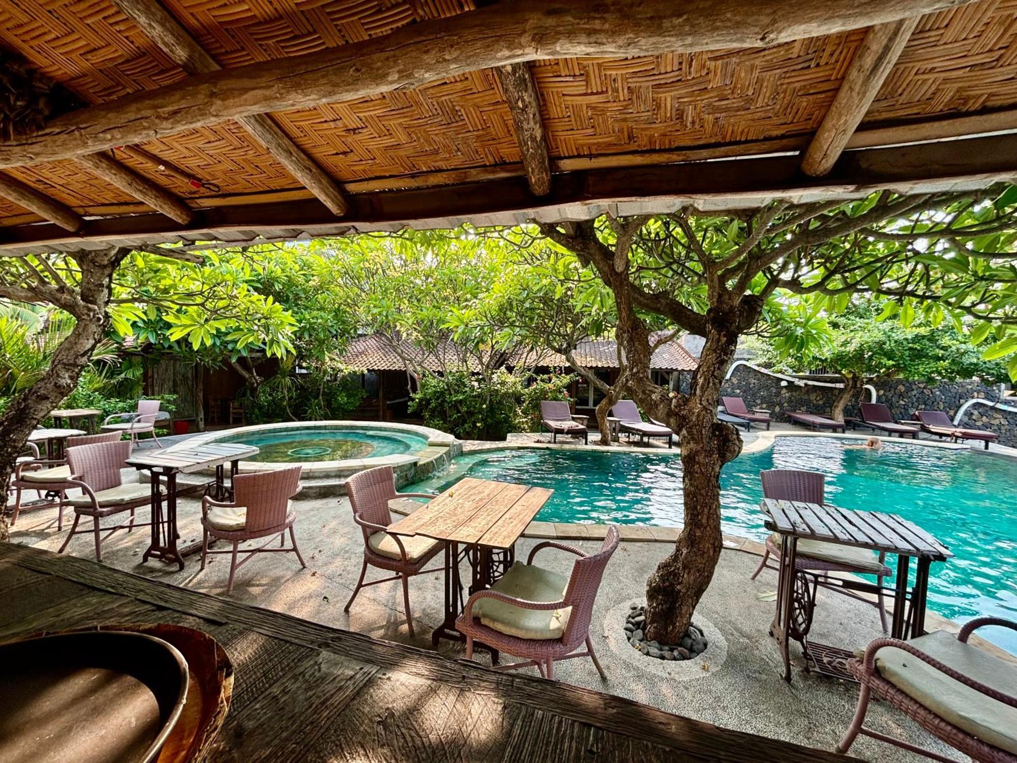 Classic Beach Villas Amed  Exterior photo