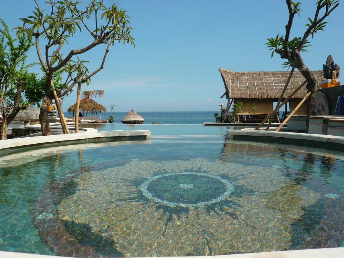 Classic Beach Villas Amed  Exterior photo