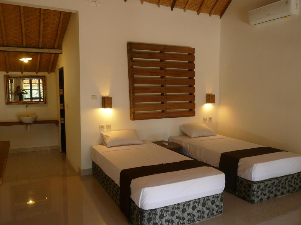 Classic Beach Villas Amed  Exterior photo